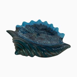 Cenicero de cerámica azul o Vide Poche en forma de concha, Francia, años 60
