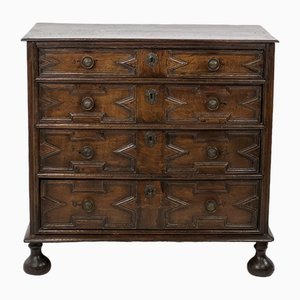 17th century Chest of drawers