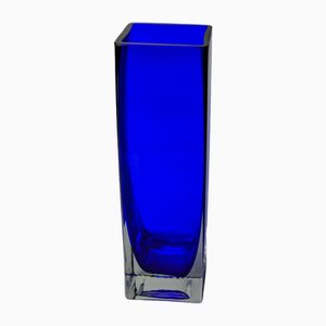 Jarrón Sommerso de vidrio azul atribuido a Petr Hora, República Checa, años 70