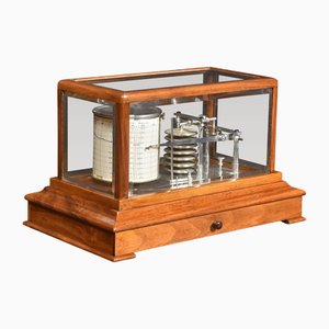 Barograph aus Nussholz, 1890er