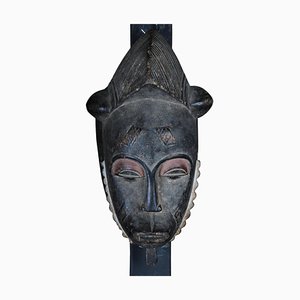 Masque Visage Antique en Bois Sculpté