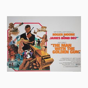 El hombre de la pistola dorada James Bond de Robert McGinnis, Reino Unido, 1974
