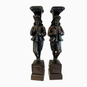 Figuras victorianas de roble tallado, década de 1860. Juego de 2