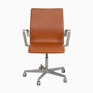 Chaise de Bureau Oxford en Cuir Aniline Noyer par Arne Jacobsen, 2000s