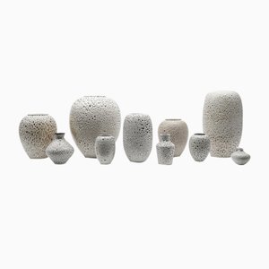 Vases Fat Lava Studio en Céramique Blancs par Wilhelm & Elly Kuch, Allemagne, 1960s, Set de 10