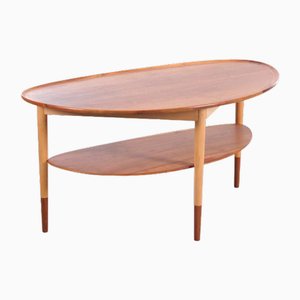 Table Basse ou Table d'Appoint Mid-Century Scandinave en Noyer, 1960s