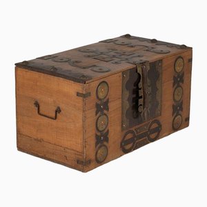 20th century African Wooden chest
