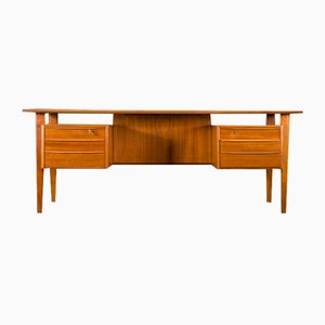 Bureau en Teck par Peter Lovig Nielsen pour Hedensted Mobelfabrik, Danemark, 1960s