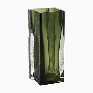Entouré de Green Vase par Paolo Marcolongo
