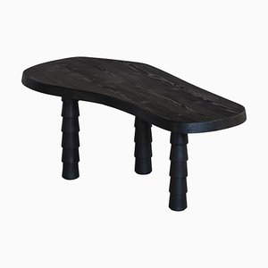 Black Data Table a tre gambe in Oregon di Atelier Thomas Serruys