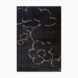 Okoa Mo3 Hand-Knoted Rug in Wool and Silk by Christ Lassus