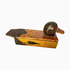 Caja decorativa de cerámica que representa un pato, Francia, siglo XX