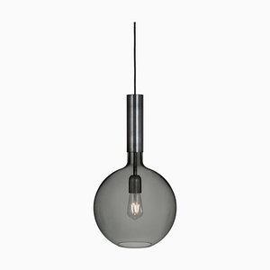 Lampada da soffitto Rosdala in vetro fumé di Sabina Grubbeson per Konsthantverk