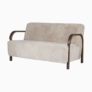 Moonlight Sheepskin Arch Zwei-Sitzer Sofa von Mazo Design