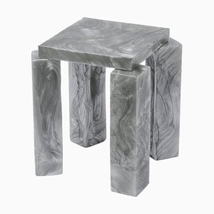 Mesa auxiliar con acabado de madreperla de Marten and Joost