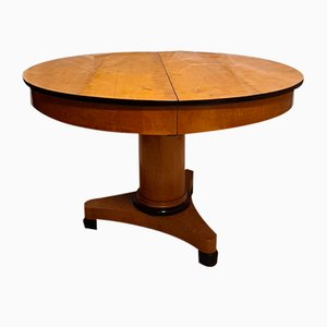 Biedermeir Extendable Round Table