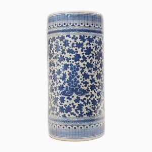 Chinesische Urne oder Schirmständer aus Porzellan in Blau und Weiß