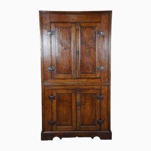 18th Century Oak 4 Door Cupboard