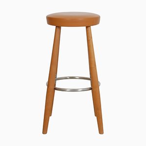 Taburete de bar Ch58 de nogal y cuero coñac de Hans Wegner para Carl Hansen & Søn