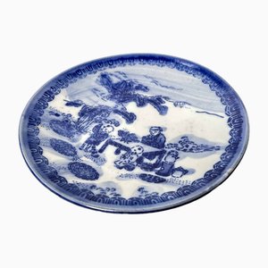 Plato japonés de porcelana de la era Meiji