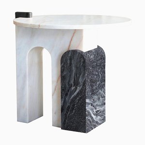 Tavolino in marmo nero di Dovain Studio