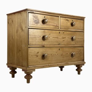 Pine Chest of Drawers