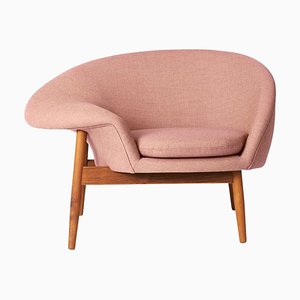 Fauteuil Fried Egg Left Rose Pale par Warm Nordic