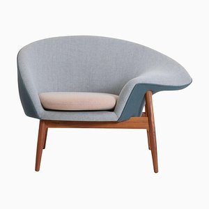 Fried Egg Right Lounge Chair by Warm Nordic
