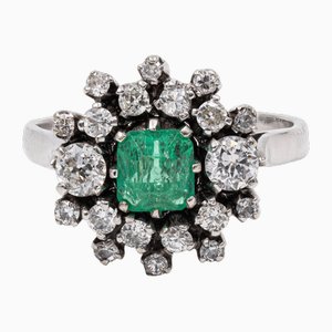 Vintage 18k White Gold Daisy Ring with Emerald and Diamonds, 1960s