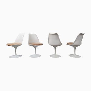 Tulip Chairs by Eero Saarinen for Knoll, 1950s, Set of 4