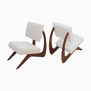 Sillones de nogal al estilo de Adrian Pearsall. Juego de 2