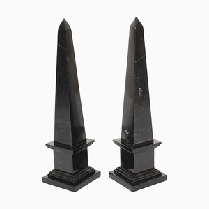 Schwarze Empire Marmor Obelisken, 1980er, 2er Set