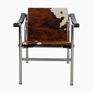 LC-1 Stuhl aus Braunem & Weißem Ponyskin von Le Corbusier für Cassina