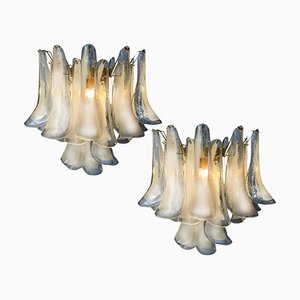 Lámparas de araña de pétalos blancos de cristal de Murano, años 90. Juego de 2