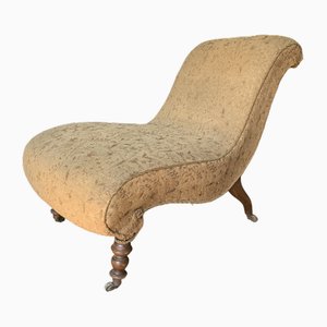 Antiker brauner ungarischer Sessel