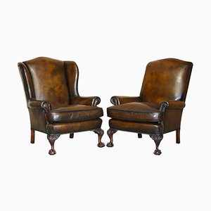 Fauteuils à Oreilles Antiques Claw & Ball Teints à la Main en Cuir Marron, 1880, Set de 2