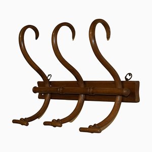 Perchero de madera curvada Thonet original de 1900 Exquisita artesanía que debe ver