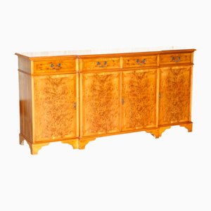 Credenza vintage in legno di noce con quattro ampi cassetti