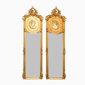 Specchi da parete vintage in stile neoclassico in legno dorato, Francia, set di 2