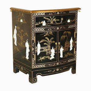 Decorative Chinese Chinoiserie Cabinet