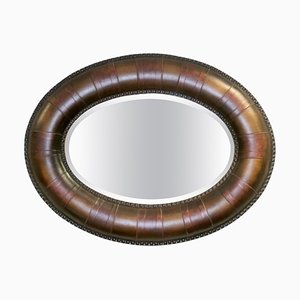 Espejo de pared con marco ovalado de cuero marrón