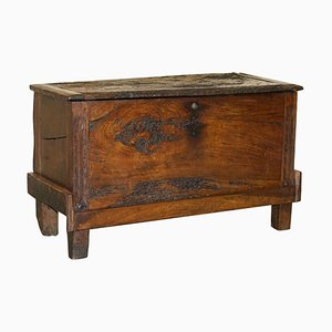 Antique 18th Century Six Plank Heavily Burred Chestnut Chest, 1760s