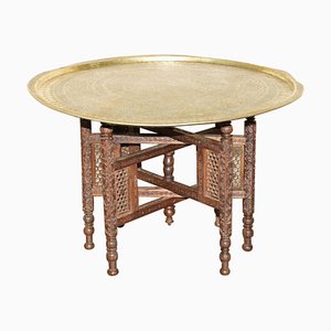 Grande Table Pliante Sculptée à la Main Vintage de Liberty, Maroc