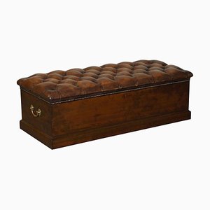 Chesterfield Brown Leather Linen Storage Trunk, 1890s