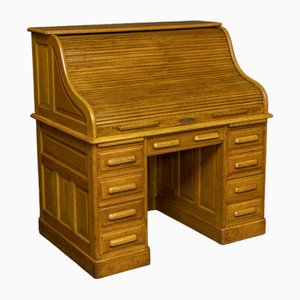 Early 20th Century Oak Roll Top Desk