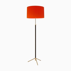 Lampadaire Pie De Salón G2 Rouge et Laiton par Jaume Sans