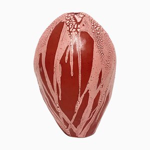 Jarrón Dragon Egg en rojo / rosa de Astrid Öhman