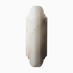 Walljewel in White Onyx by Lisette Rützou