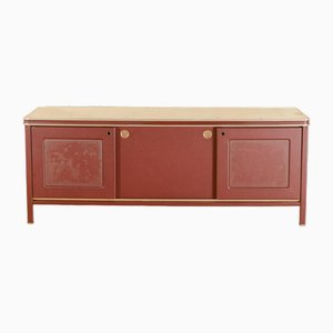 Gepolstertes Sideboard aus Burgunderrotem Vilpelle von Umberto Mascagni, Italien, 1900er