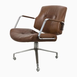 Silla de escritorio modelo FK84 de Jørgen Kastholm & Preben Fabricius